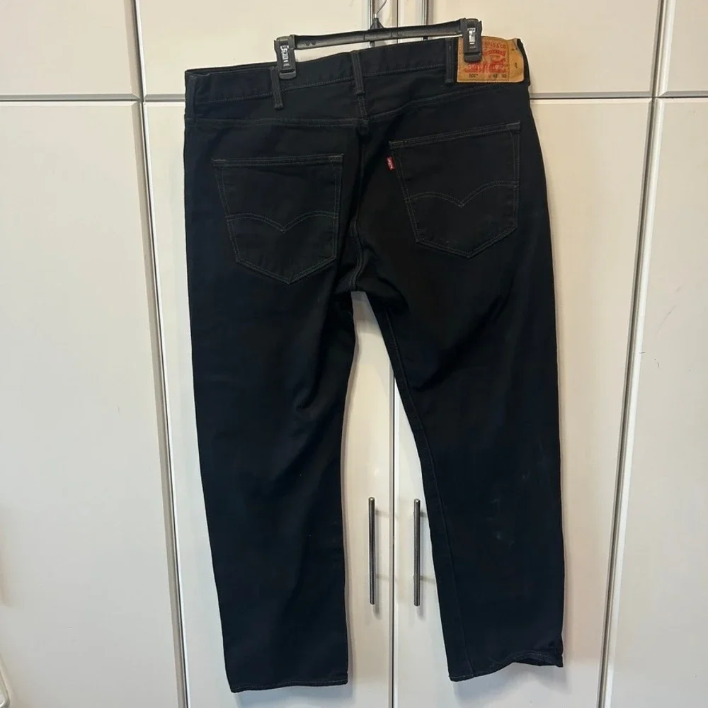 Levis 501 Mens Black Original Fit Straight Leg Button Fly Jeans W42 L32